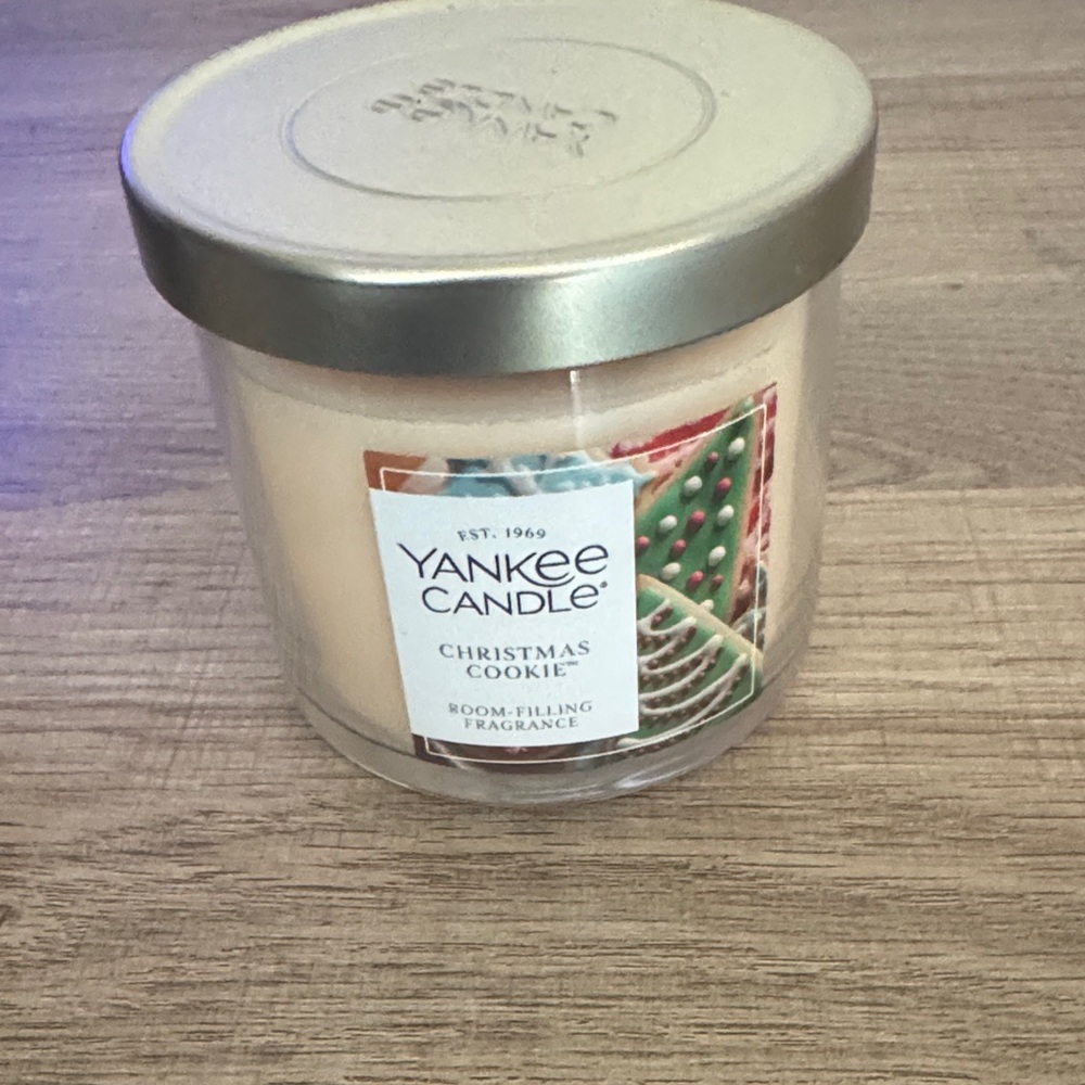 Yankee Candle Christmas Cookie Room Filling Fragrance